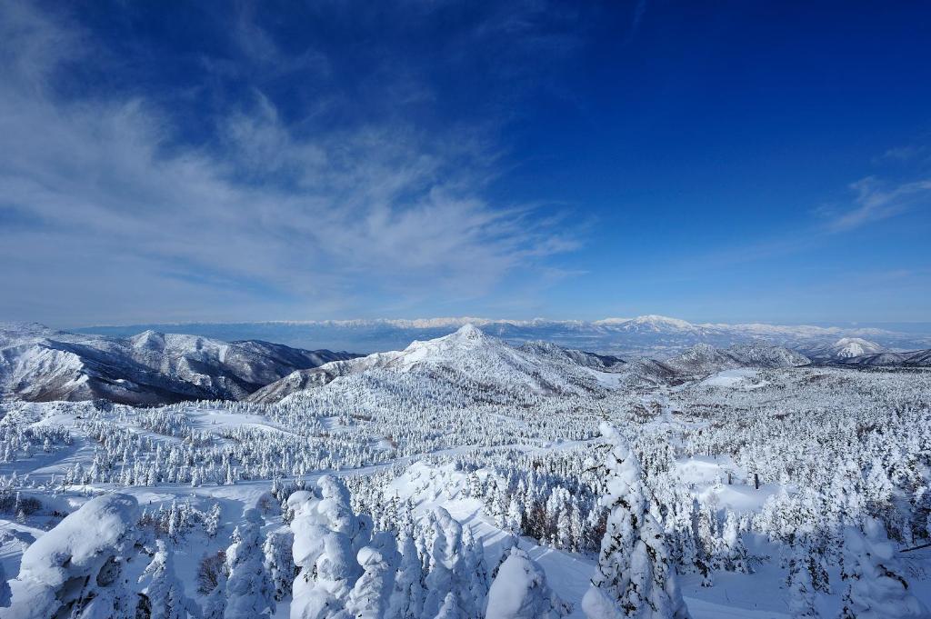 Готель Aspen Shiga Яманоуті Екстер'єр фото